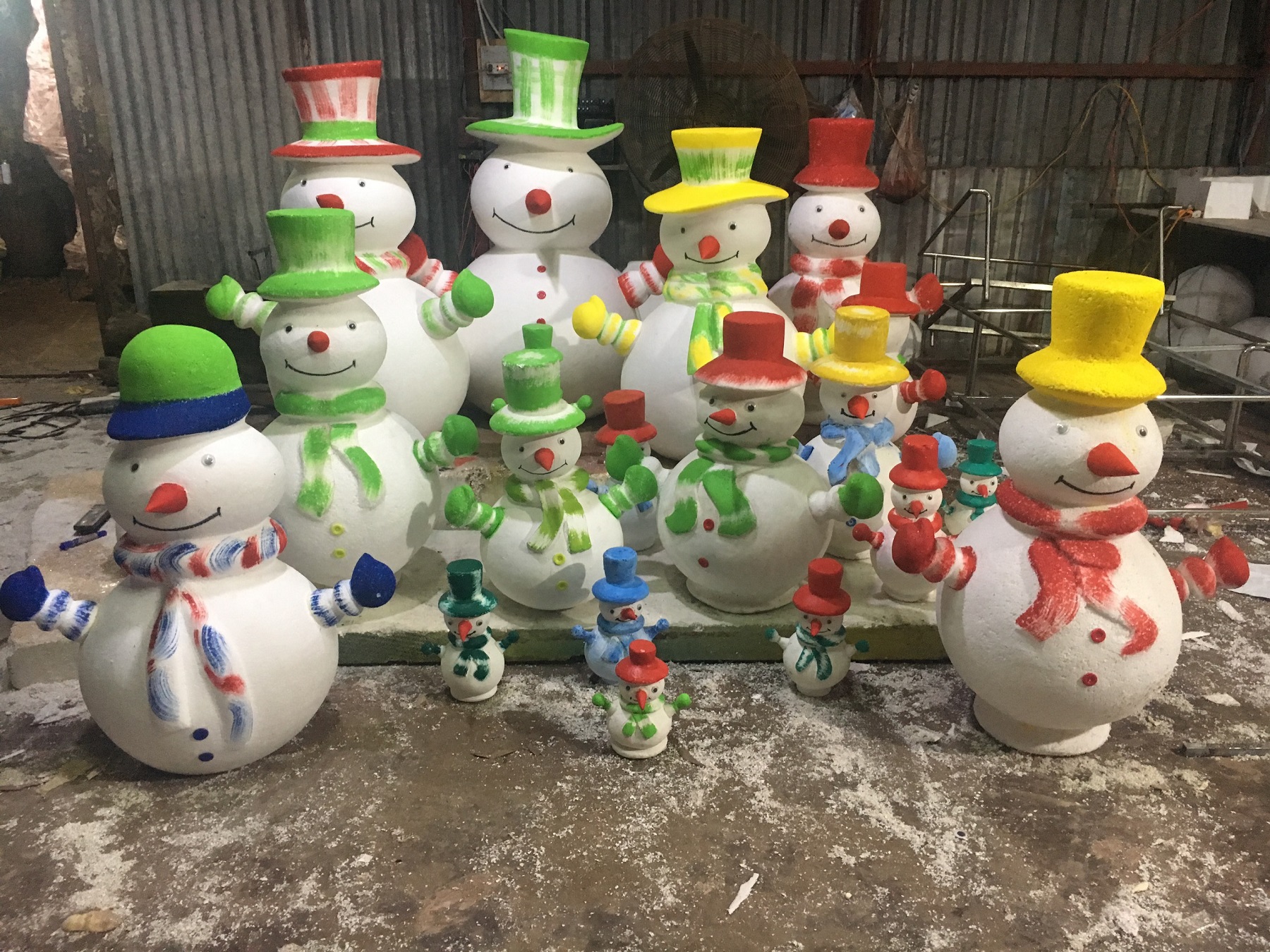 Mô hình người tuyết trang trí noel