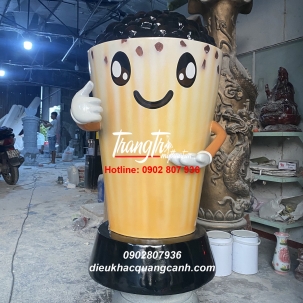 Ly Trà Sữa Khổng Lồ Bằng Composite