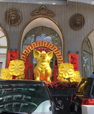 Mô hình heo trang trí tết