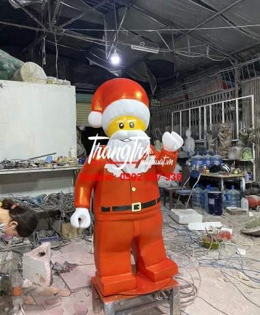 Mô hình ông già noel bằng mút xốp