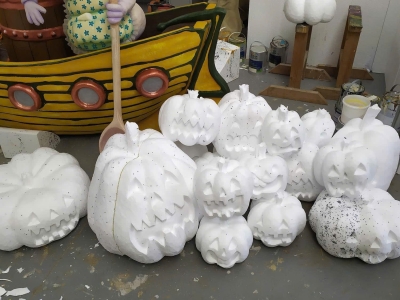 Đâu là đơn vị thiết kế mô hình mút xốp giá sỉ chất lượng?