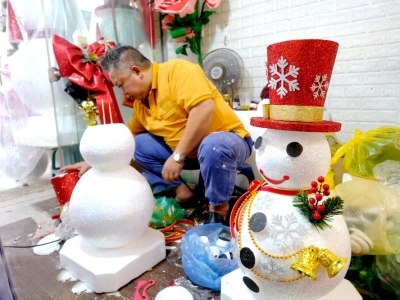 Làm Người Tuyết Bằng Mút Xốp Đơn Giản, Bền Đẹp