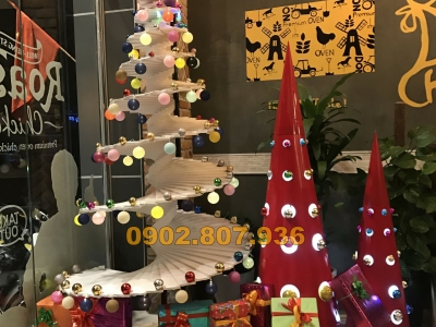 Tạo Điểm Nhấn Bằng Điêu Khắc Mút Xốp Trang Trí Sự Kiện