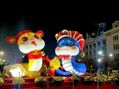 Decor Tết Bằng Mút Xốp: Đẹp, Bền & Tiết Kiệm