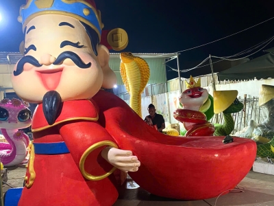 Tượng Mút Xốp Thần Tài Đẹp & Giá Rẻ 2026 | Mỹ Thuật Quang Cảnh