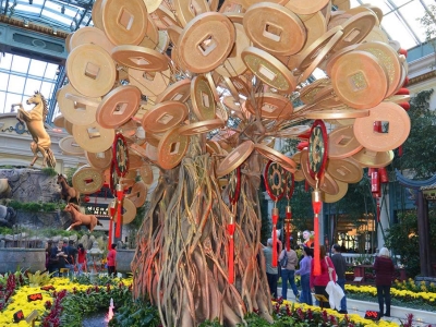 Làm Mô Hình Mút Xốp Tết Theo Yêu Cầu Độc Đáo 2026