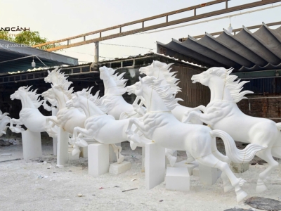 Cơ Sở Điêu Khắc Tượng Ngựa Xốp: Dịch Vụ Tạo Hình Nghệ Thuật Chuyên Nghiệp