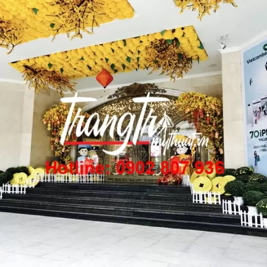 trang trí  cửa chính