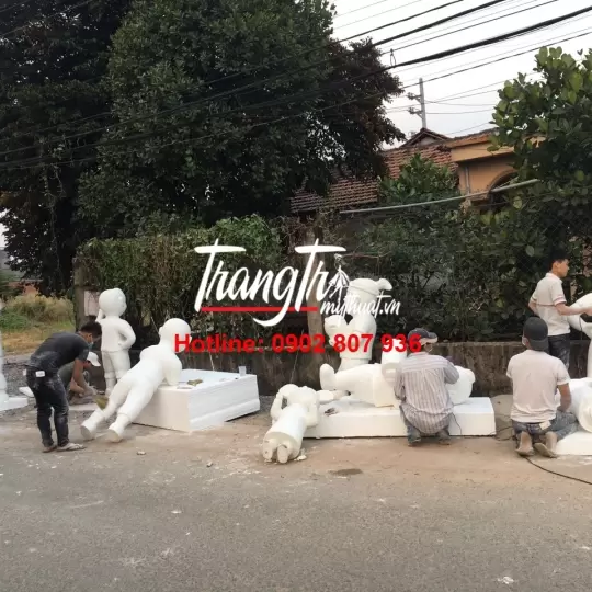 mô hình mút xốp đang thi công