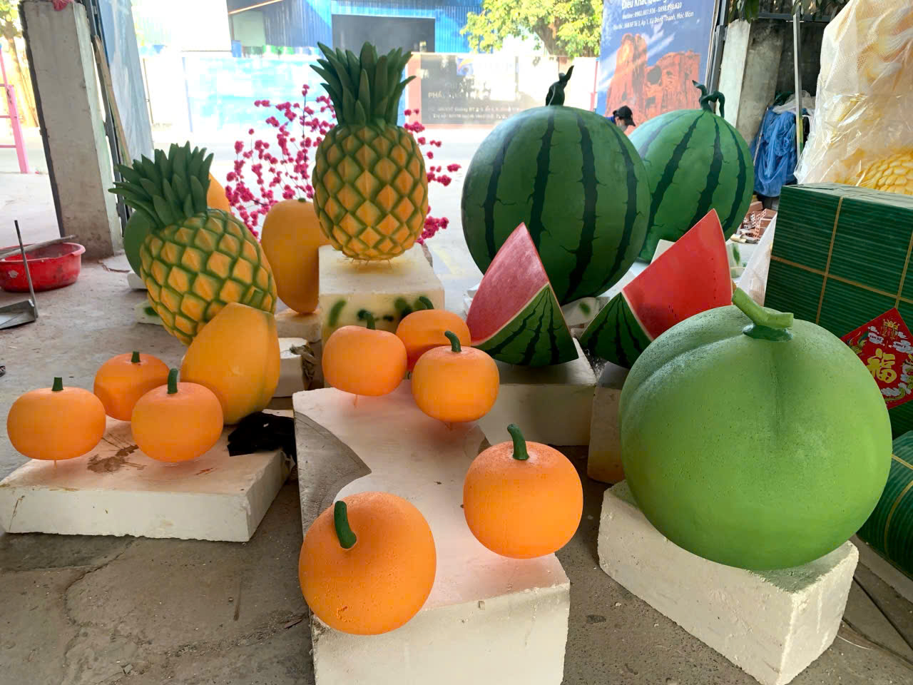 dua-hau-mut-xop-trang-tri-tet